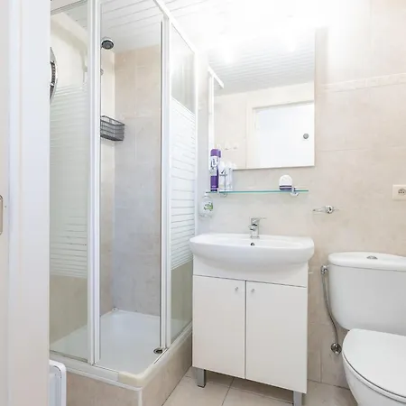 Holiday home Quietly Located